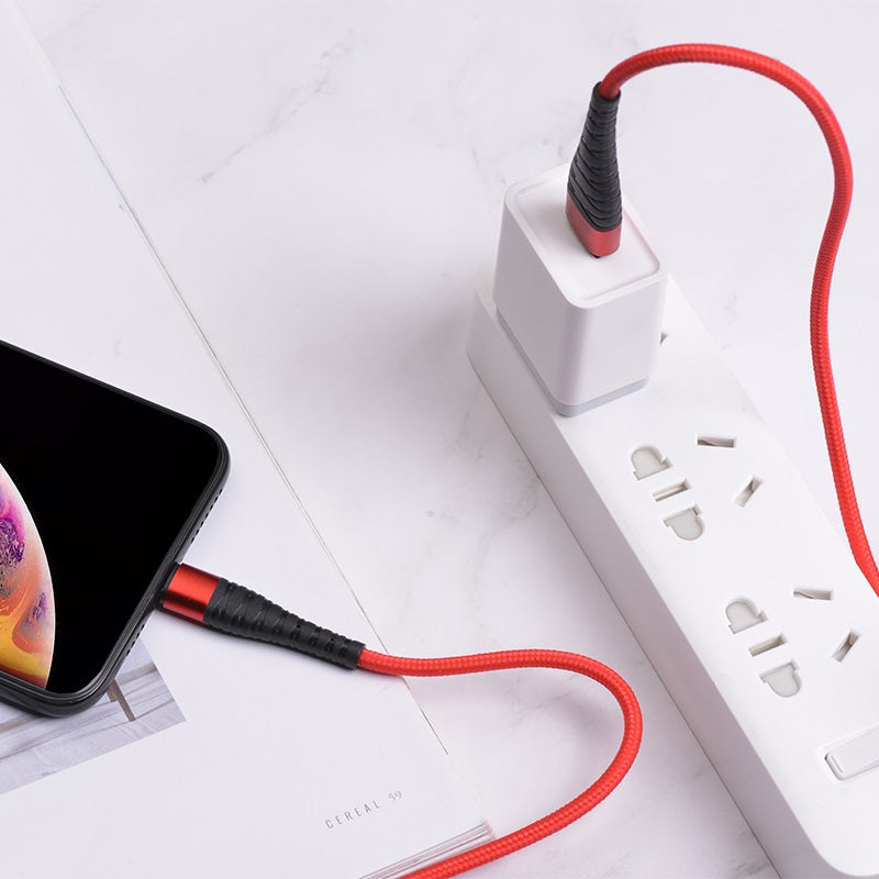 Câble de données de charge rapide USB-A vers Lightning en nylon tressé (1 m) Câble de données de charge rapide USB-A vers Lightning en nylon tressé (1 m)